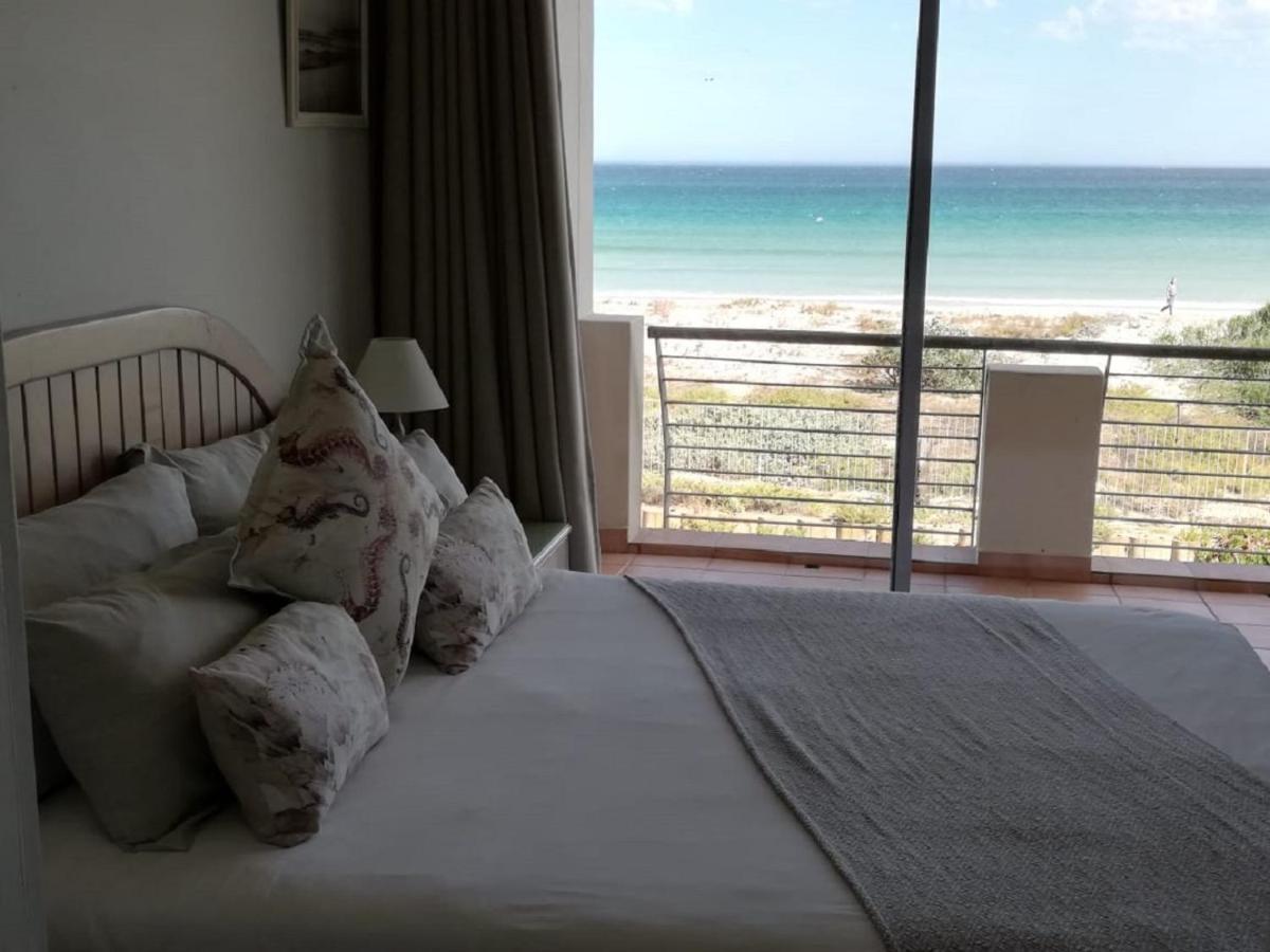 Beachfront At Leisure Bay