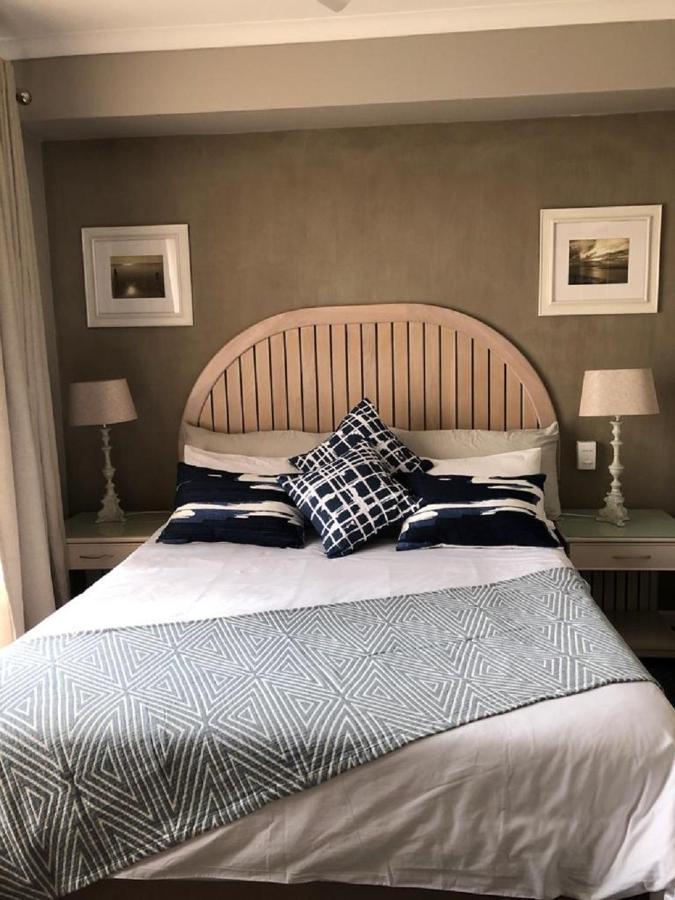 Beachfront At Leisure Bay Apartment *