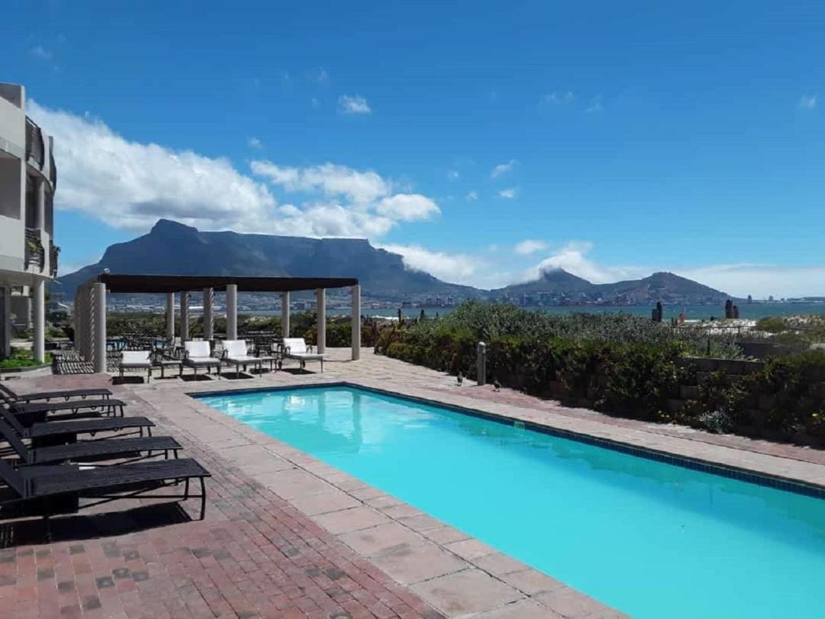 Beachfront At Leisure Bay Apartment *