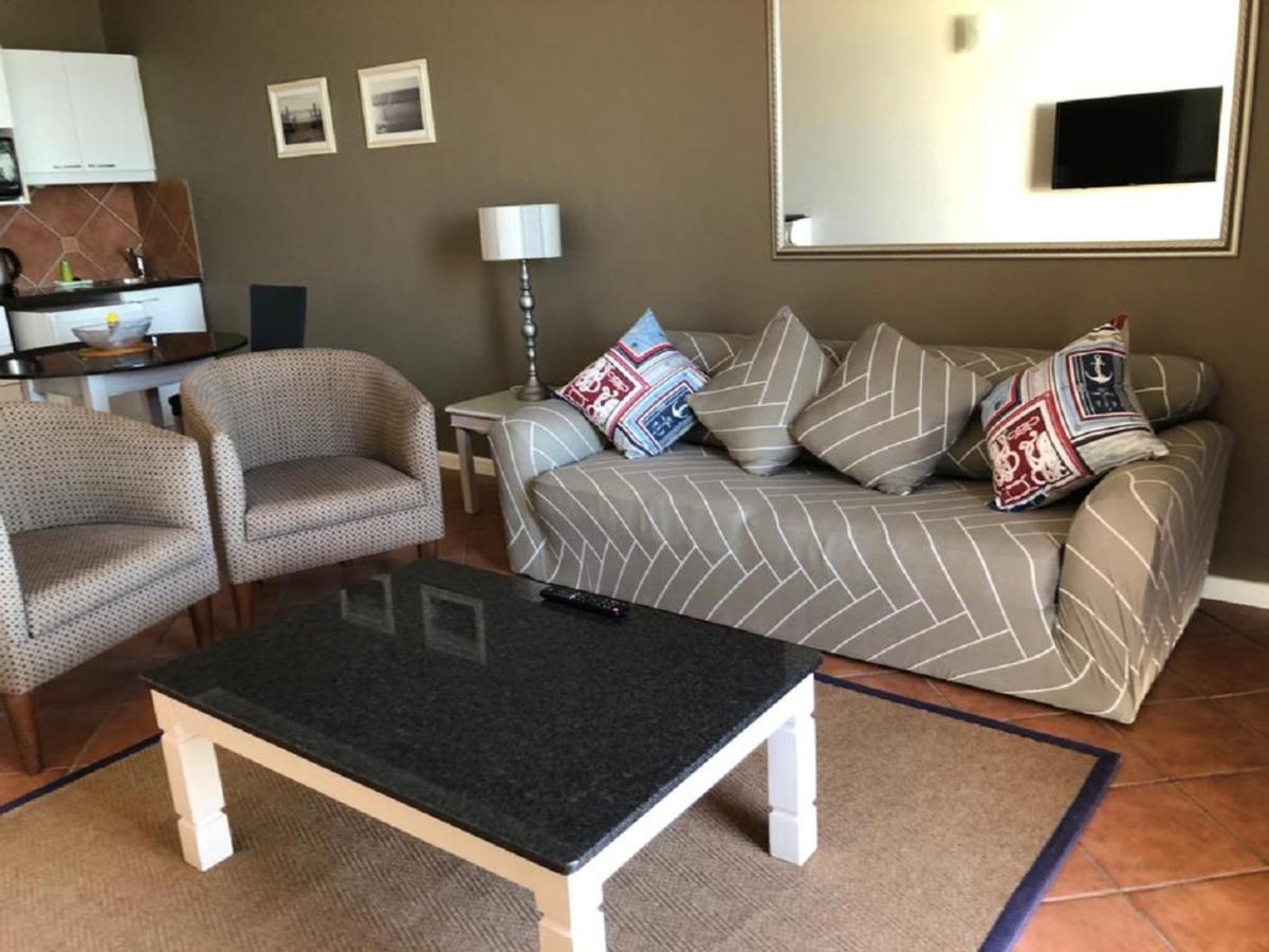 Apartment Beachfront At Leisure Bay Cape Town