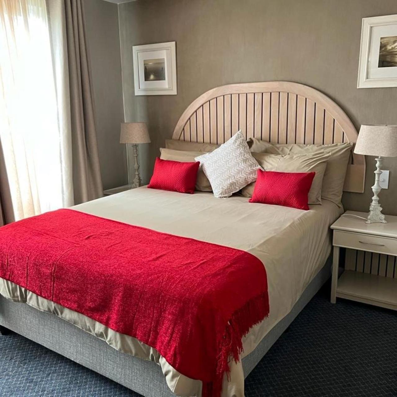 Apartment Beachfront At Leisure Bay Cape Town